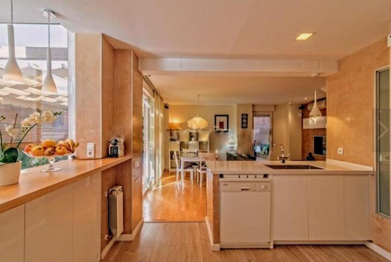 TianaBonito Duplex Con Piscina En Barcelona&Playa公寓 外观 照片